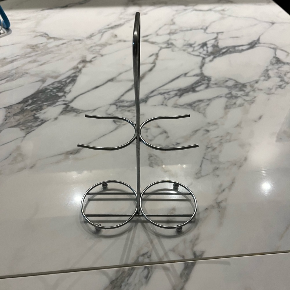 Bottle/Dressing/Salt & Pepper Holder